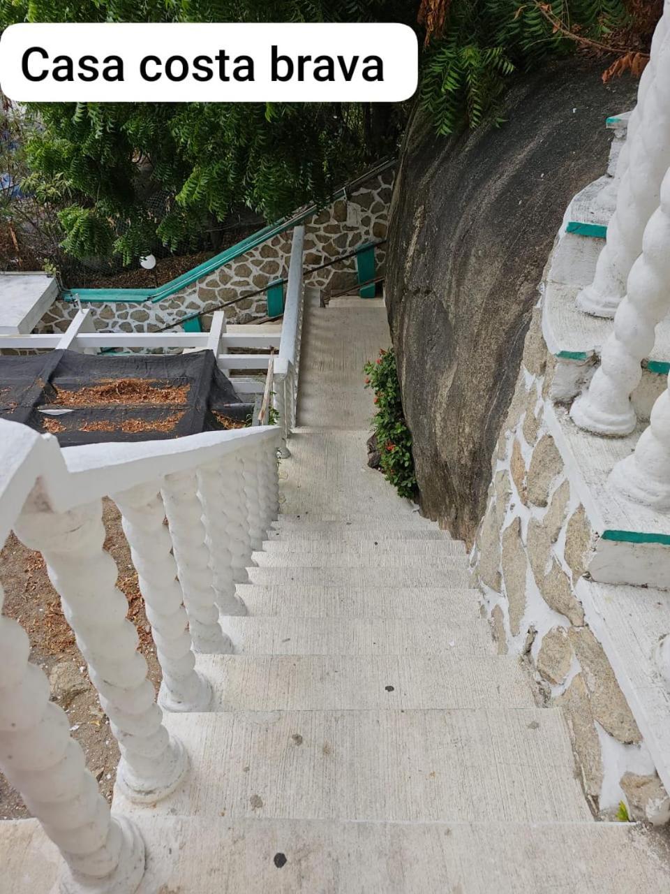Casa Costa Brava Hotel Acapulco Exterior photo